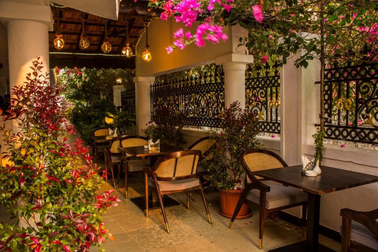 Shikara Beach Resort Cavelossim Εξωτερικό φωτογραφία